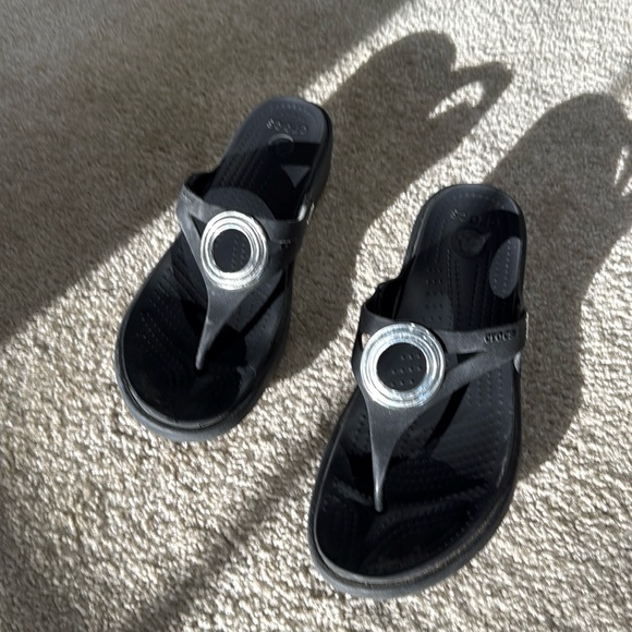 CROCS Shoes - Croc wedge sandals with silver buckle